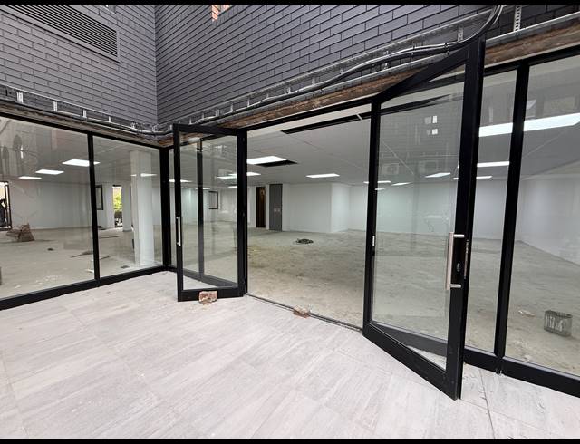390M² RETAIL TO LET IN ROSEBANK